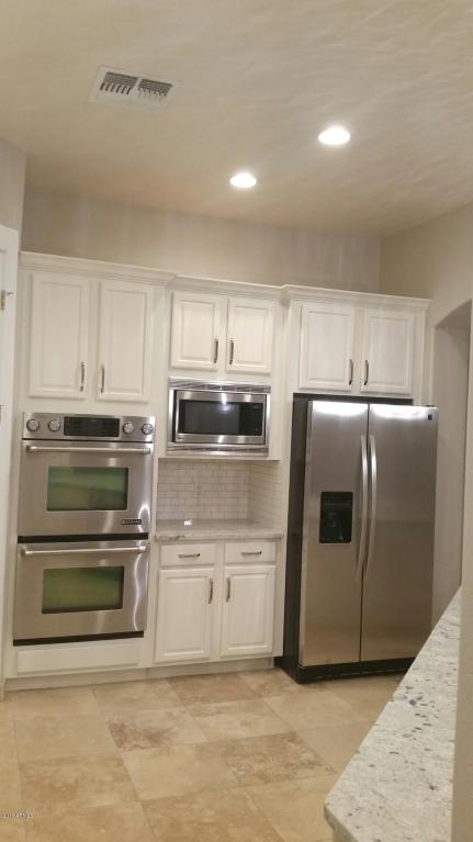 2330 W Quail Track Drive, Phoenix, AZ 85085