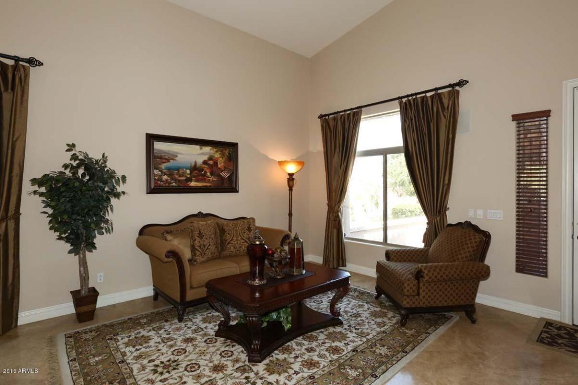 2223 W SPUR Drive, Phoenix, AZ 85085