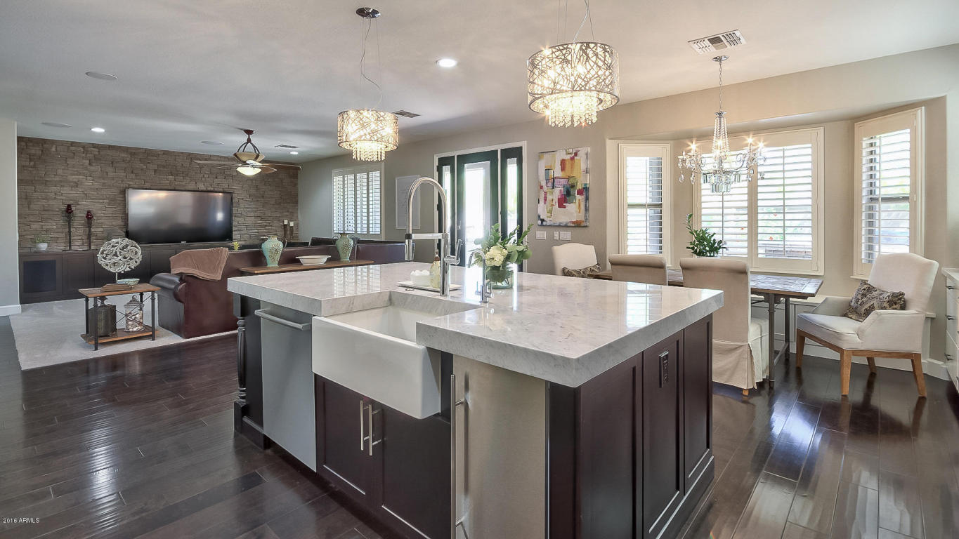 3226 W DONATELLO Drive, Phoenix, AZ 85086
