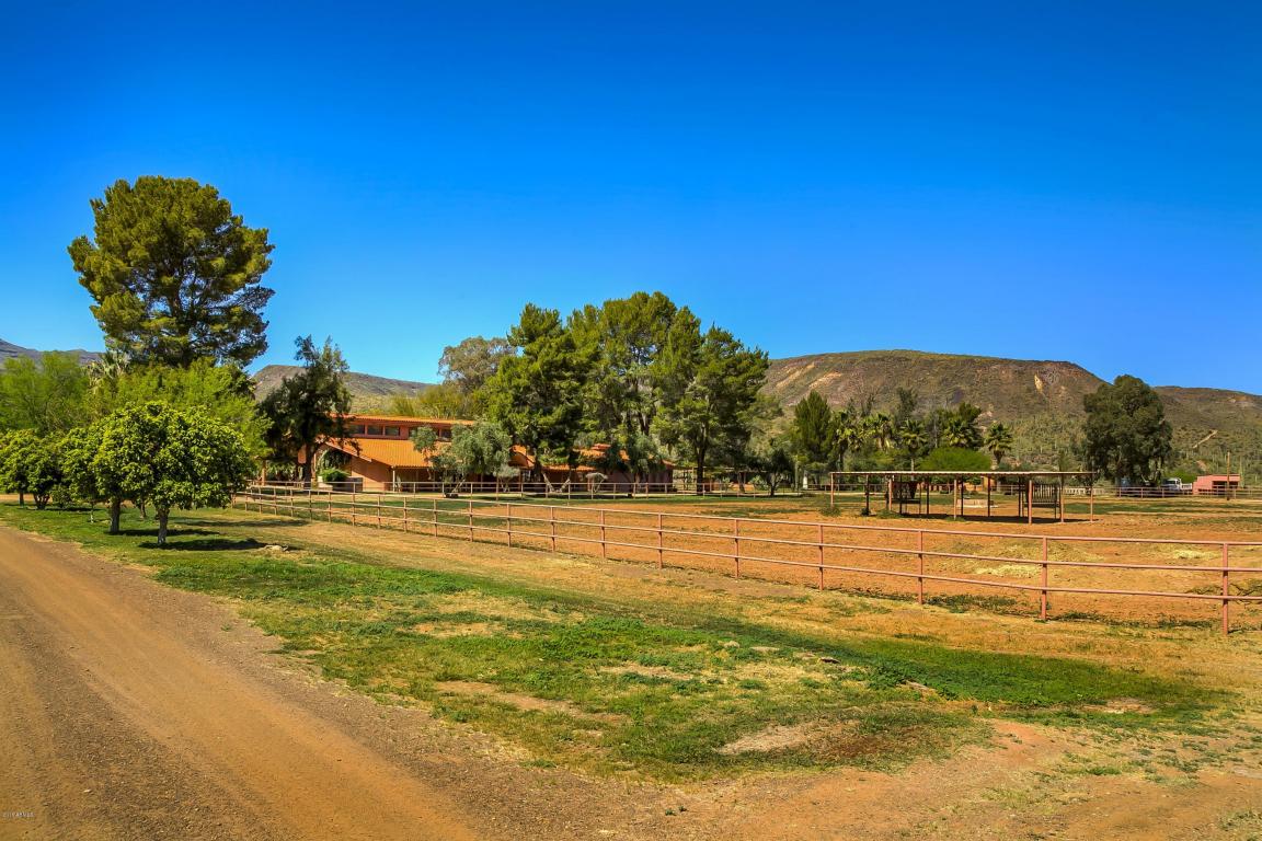 5950 W TABLE MESA Road, New River, AZ 85087