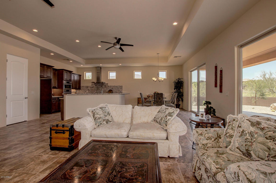 24 W Wildfield Road, New River, AZ 85087