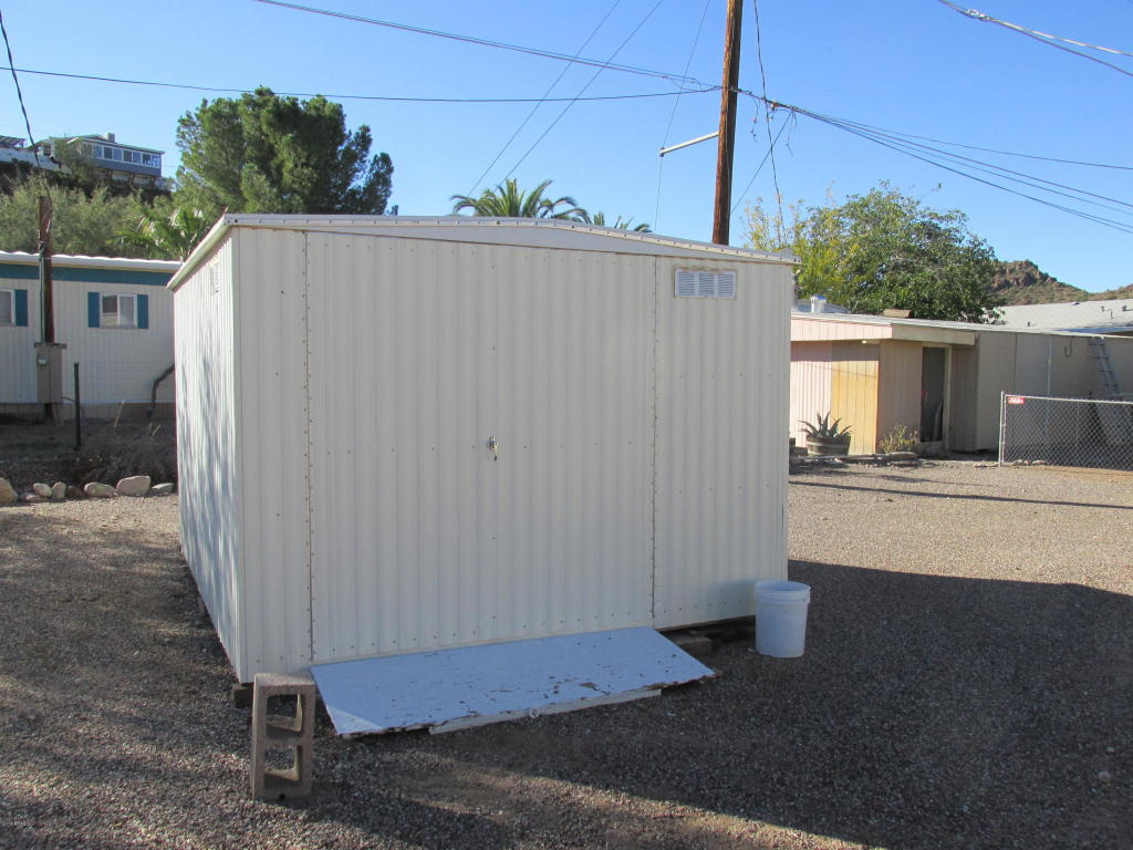 181 W KIRK Drive, Queen Valley, AZ 85118