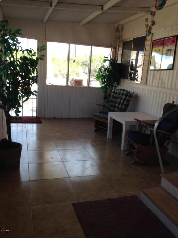 477 S CHOLLA Drive, Queen Valley, AZ 85118