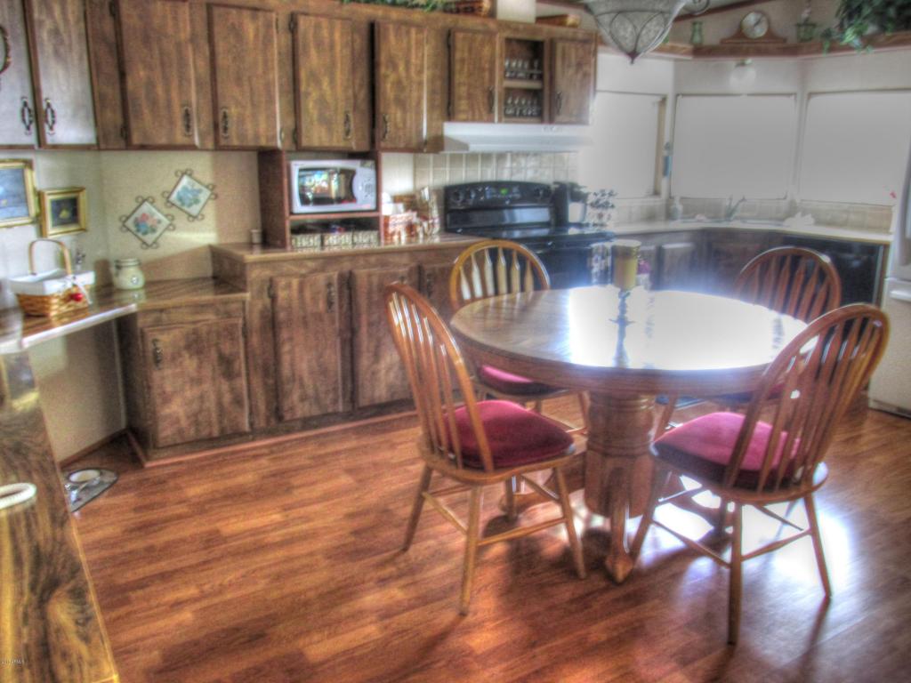 168 W MONTE VISTA Drive, Queen Valley, AZ 85118