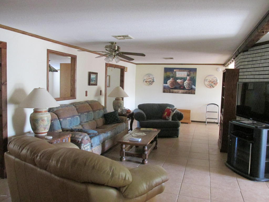 26 E DONNA Drive, Queen Valley, AZ 85118