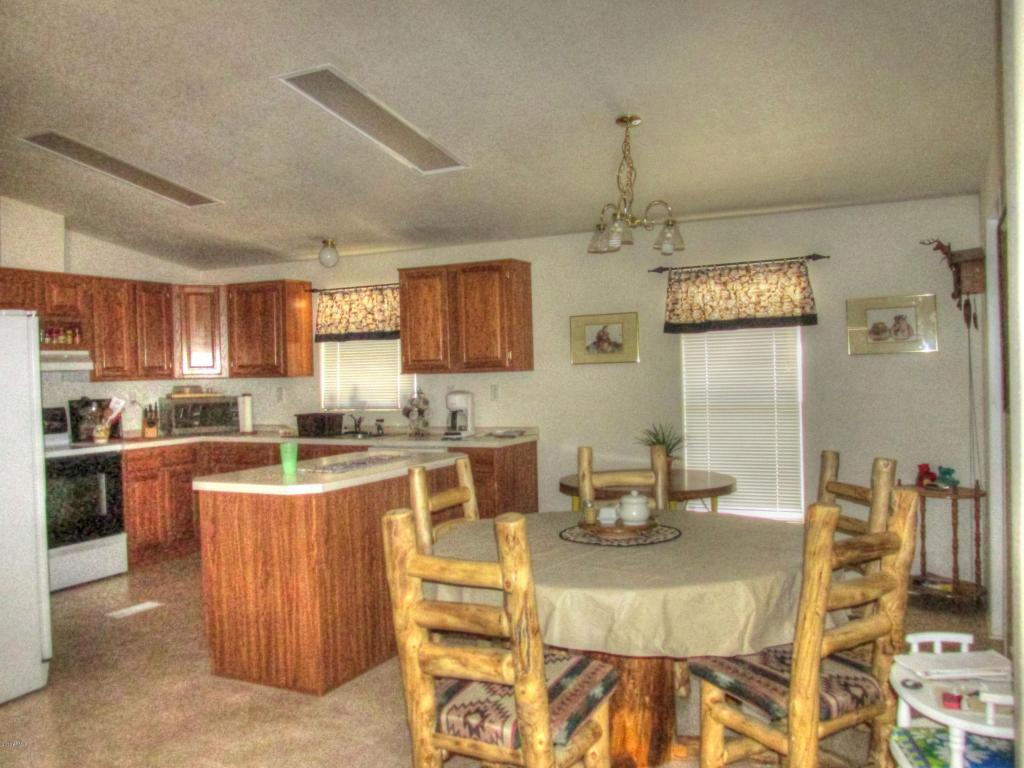 390 N Stallion Court, Queen Valley, AZ 85118