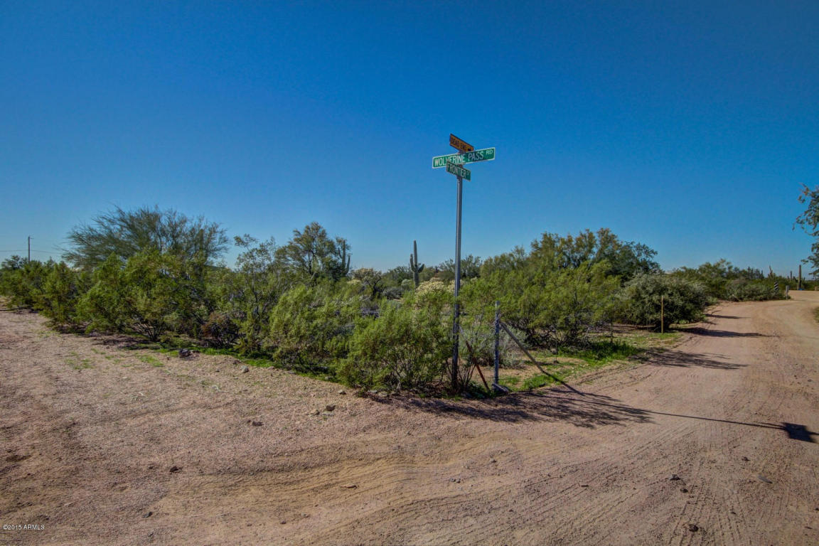 761 E FRONTIER Street, Apache Junction, AZ 85119