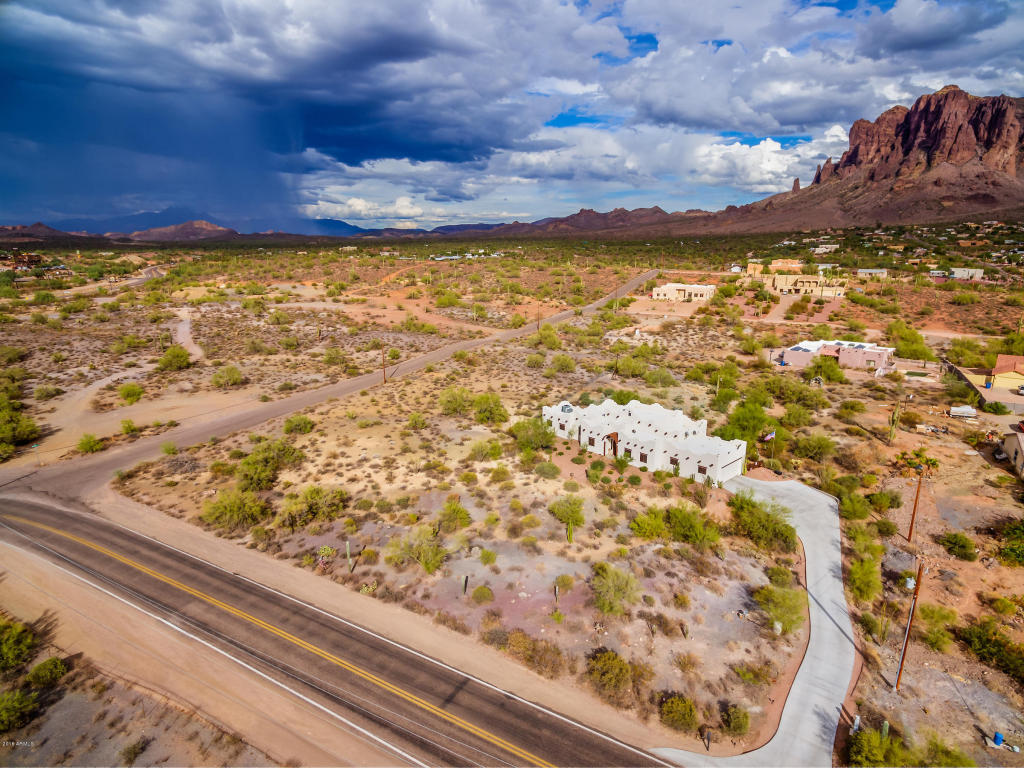 101 E MCKELLIPS Boulevard, Apache Junction, AZ 85119