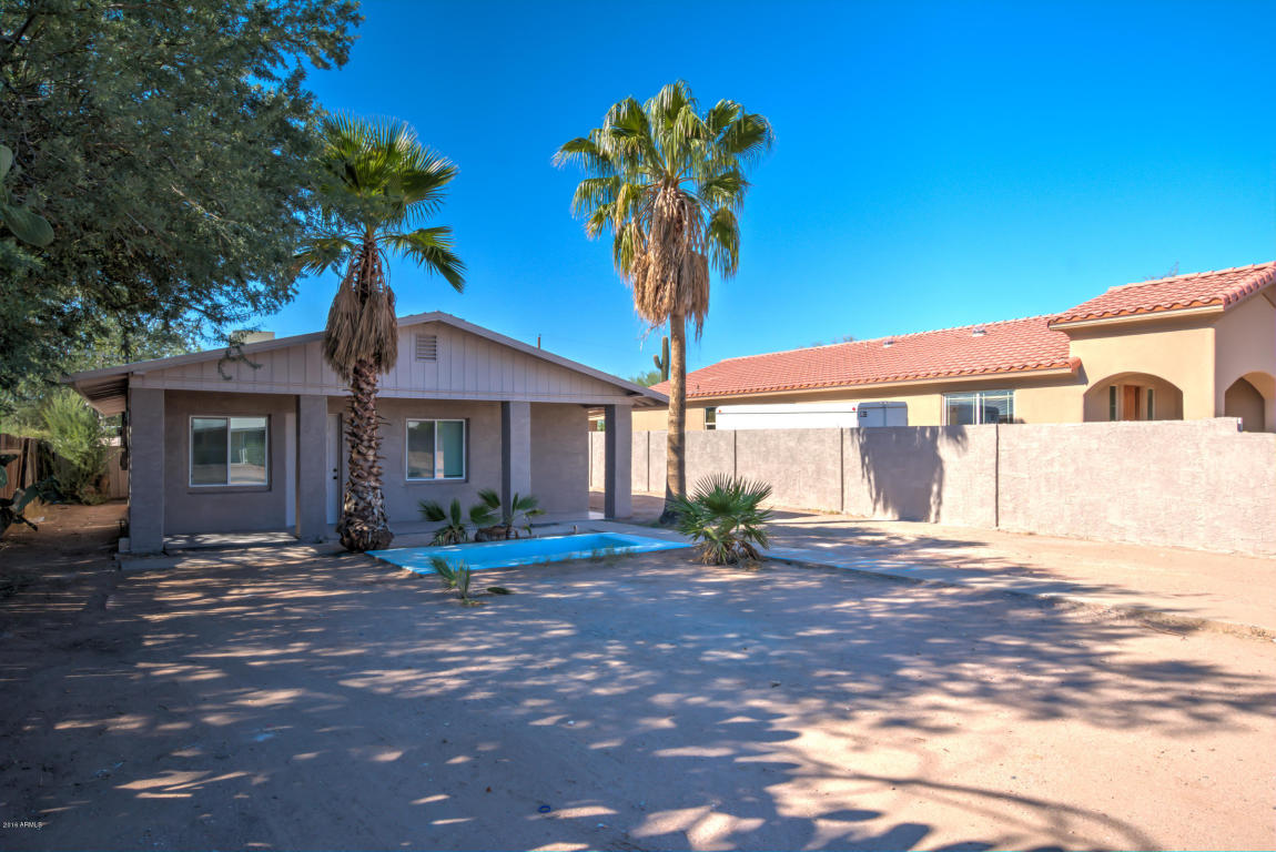 304 S MAIN Drive, Apache Junction, AZ 85120