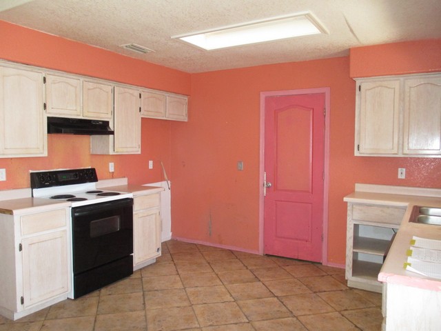 700 South Stardust LnApache Junction, AZ, 85120Pinal County