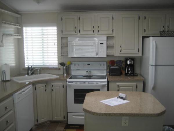 Bonita Vista Mobile Home Park2175 W. Southern, Lot 186Apache Junction, AZ 85120