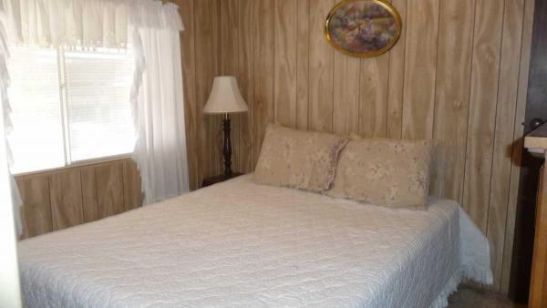 Bonita Vista Mobile Home Park2175 W Southern Ave Lot 135Apache Junction, AZ 85120
