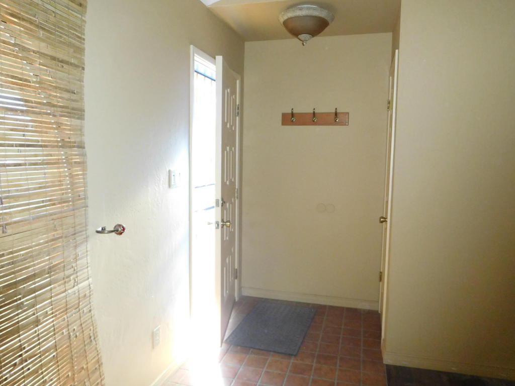 1138 E 9th St, Casa Grande, AZ 85122