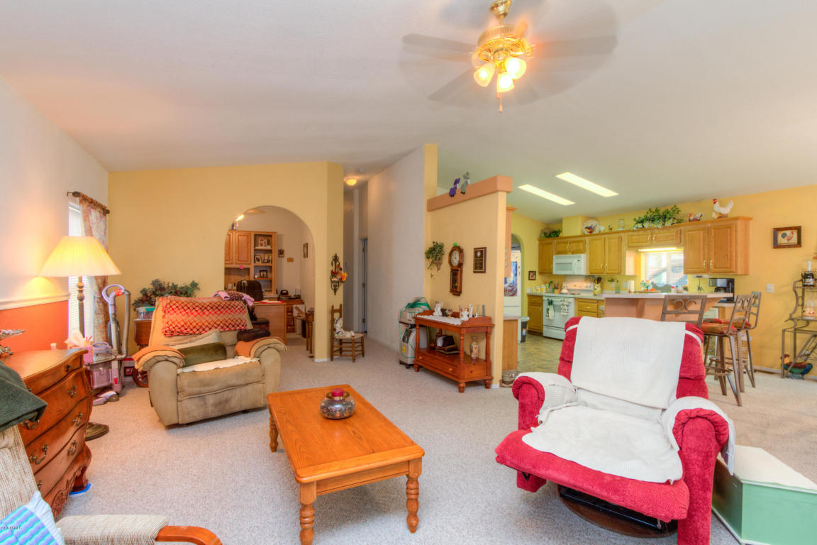 952 W Desert Sky Dr, Casa Grande, AZ 85122