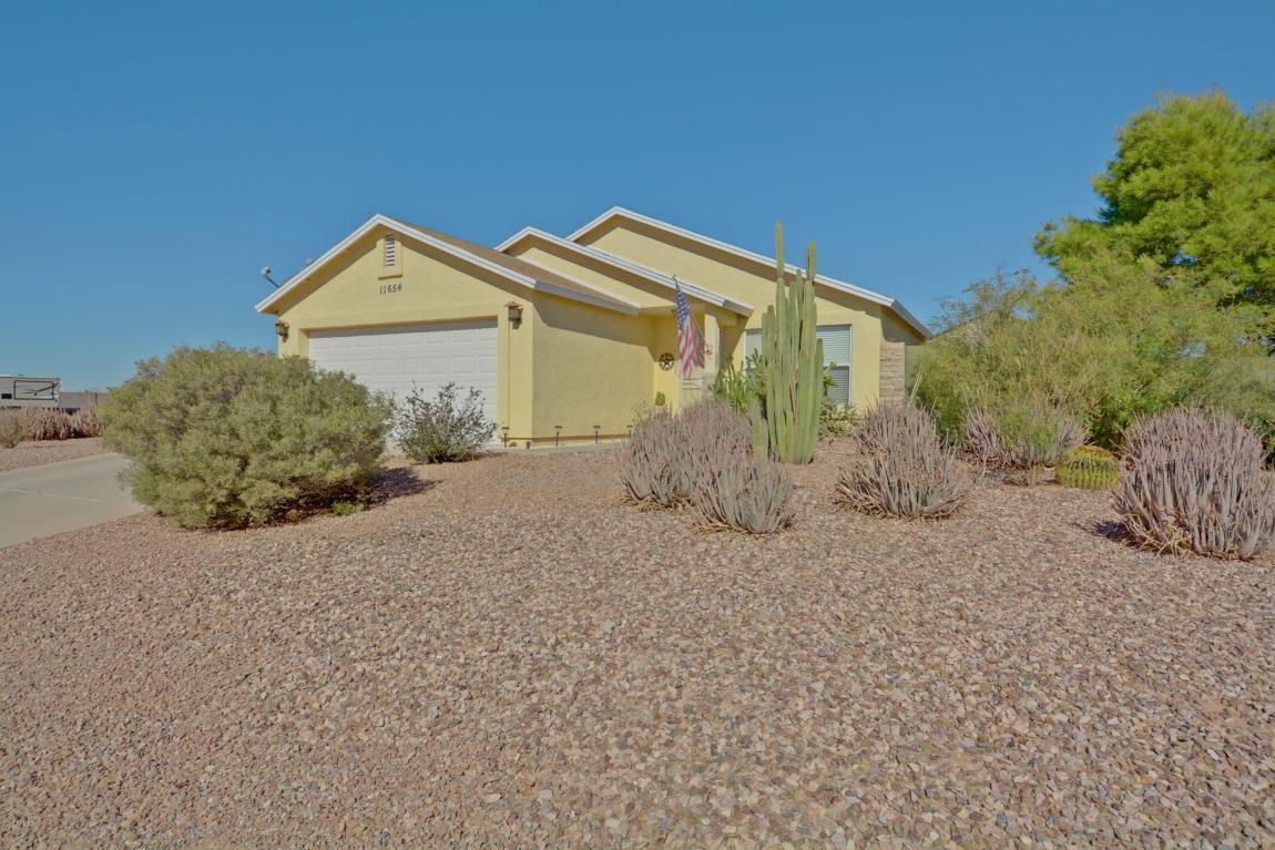 11654 W DELWOOD Drive, Arizona City, AZ 85123