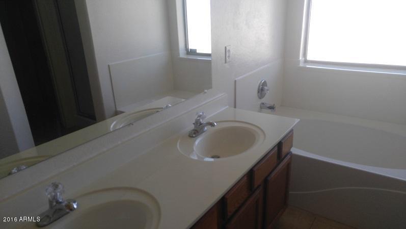 12268 W DELWOOD Drive, Arizona City, AZ 85123