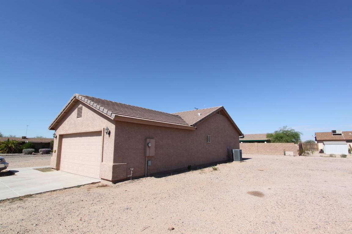 15884 S CHERRY HILLS Drive, Arizona City, AZ 85123