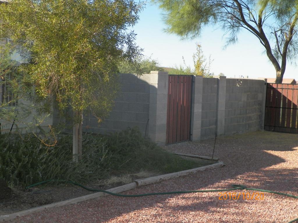 8870 W RAVEN Drive, Arizona City, AZ 85123