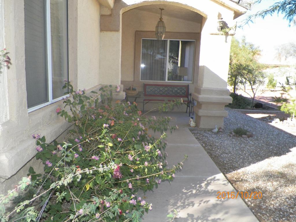 8870 W RAVEN Drive, Arizona City, AZ 85123