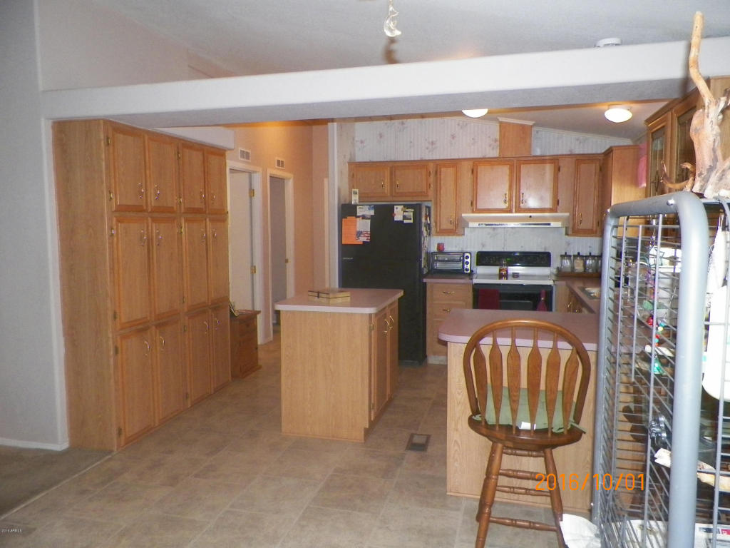 14747 S VAQUERO Circle, Arizona City, AZ 85123