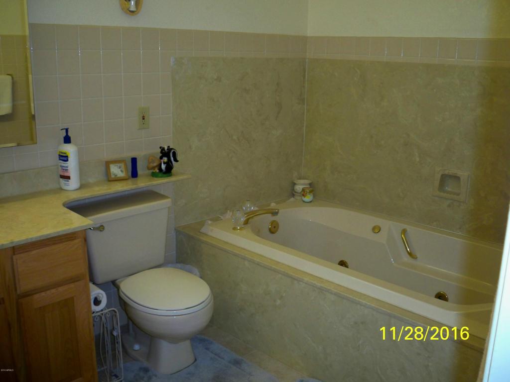 14123 S Avalon Rd, Arizona City, AZ 85123