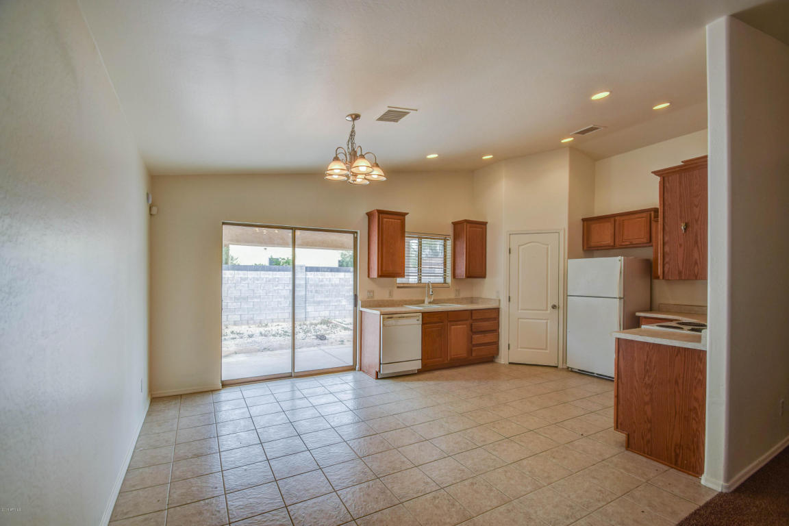 1216 W LINCOLN Avenue, Coolidge, AZ 85128