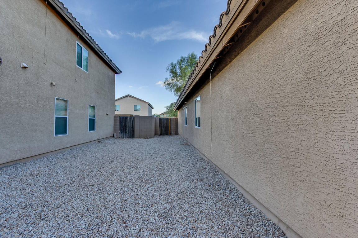 1662 W HARDING Avenue, Coolidge, AZ 85128