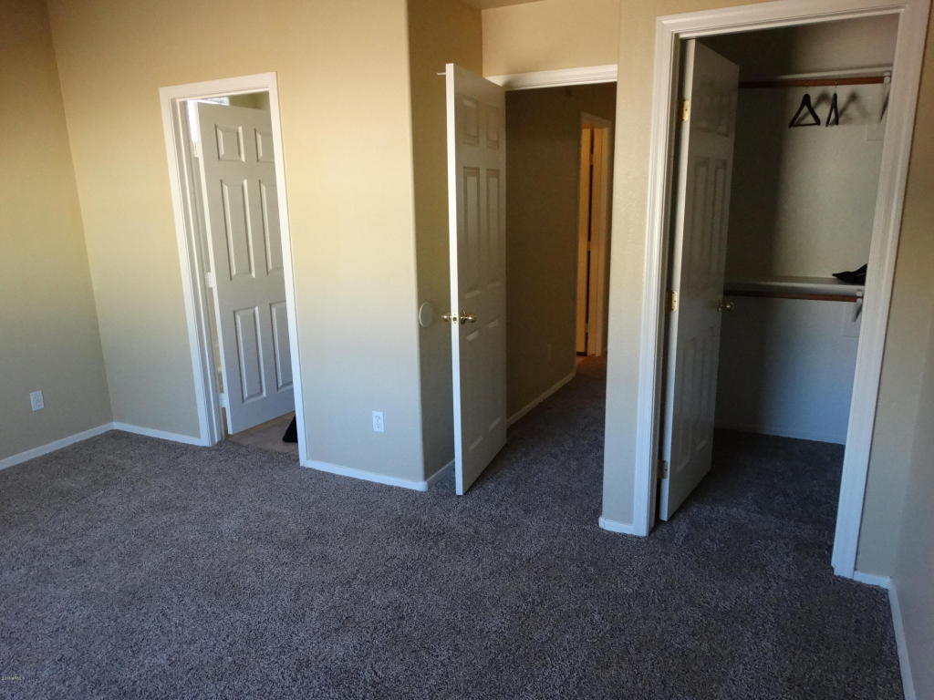 820 W SHANNONS Way, Coolidge, AZ 85128