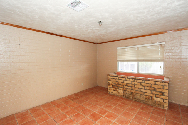 416 W 12th StEloy, AZ, 85131Pinal County