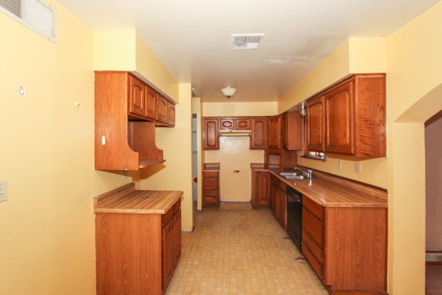 416 W 12th StEloy, AZ, 85131Pinal County