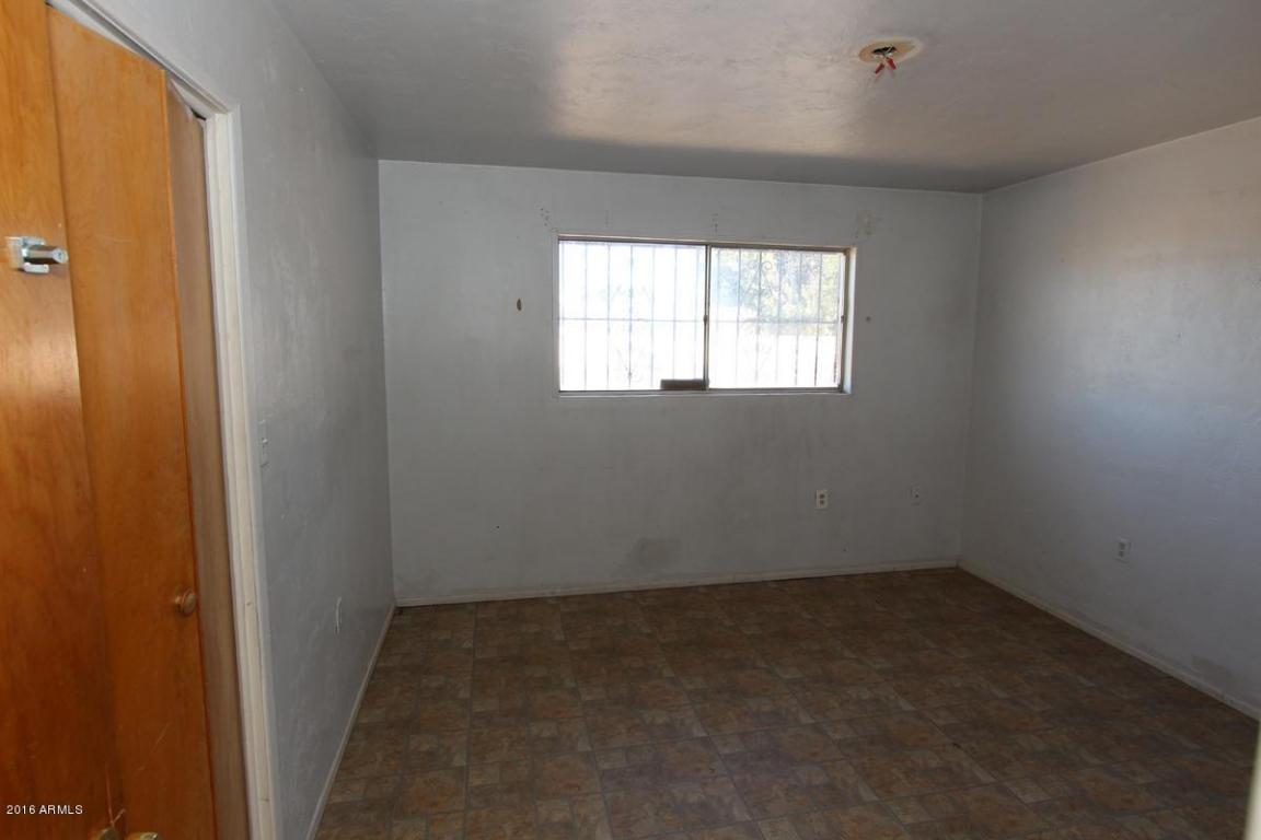 401 E 4TH Street, Eloy, AZ 85131