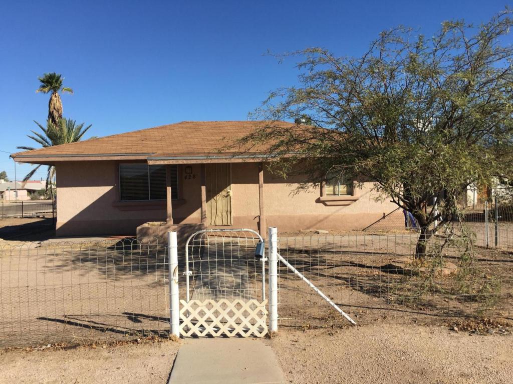 428 E ELLIOT Street, Florence, AZ 85132