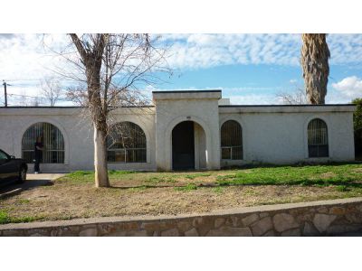 605 S York Dr, Kearny, AZ 85137