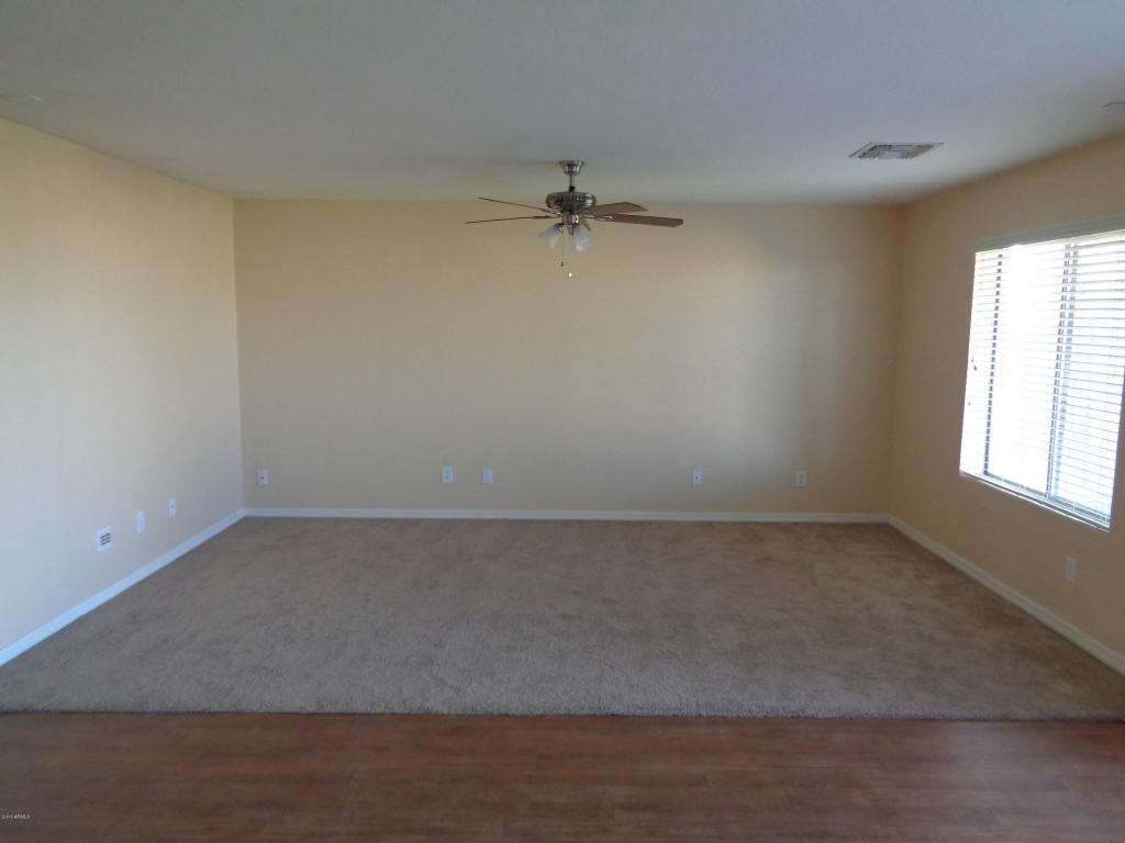 19070 N TOLEDO Avenue, Maricopa, AZ 85138