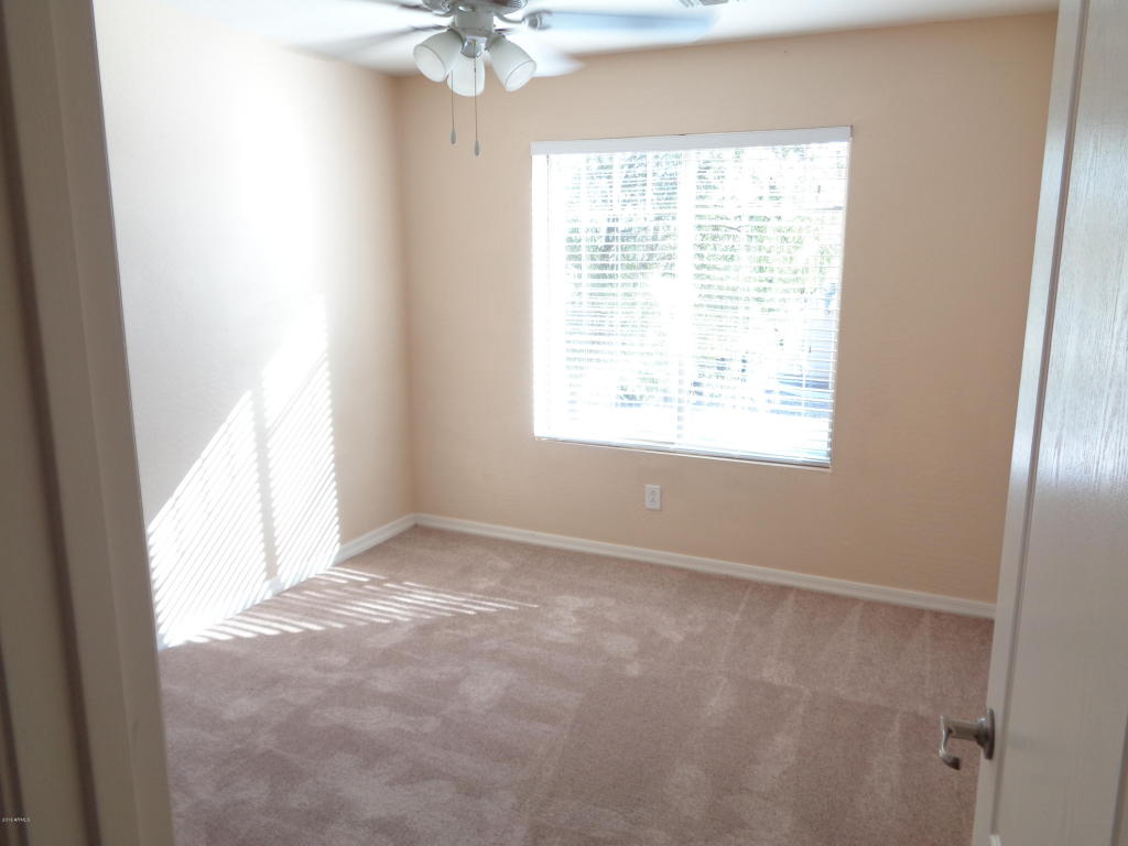 19070 N TOLEDO Avenue, Maricopa, AZ 85138