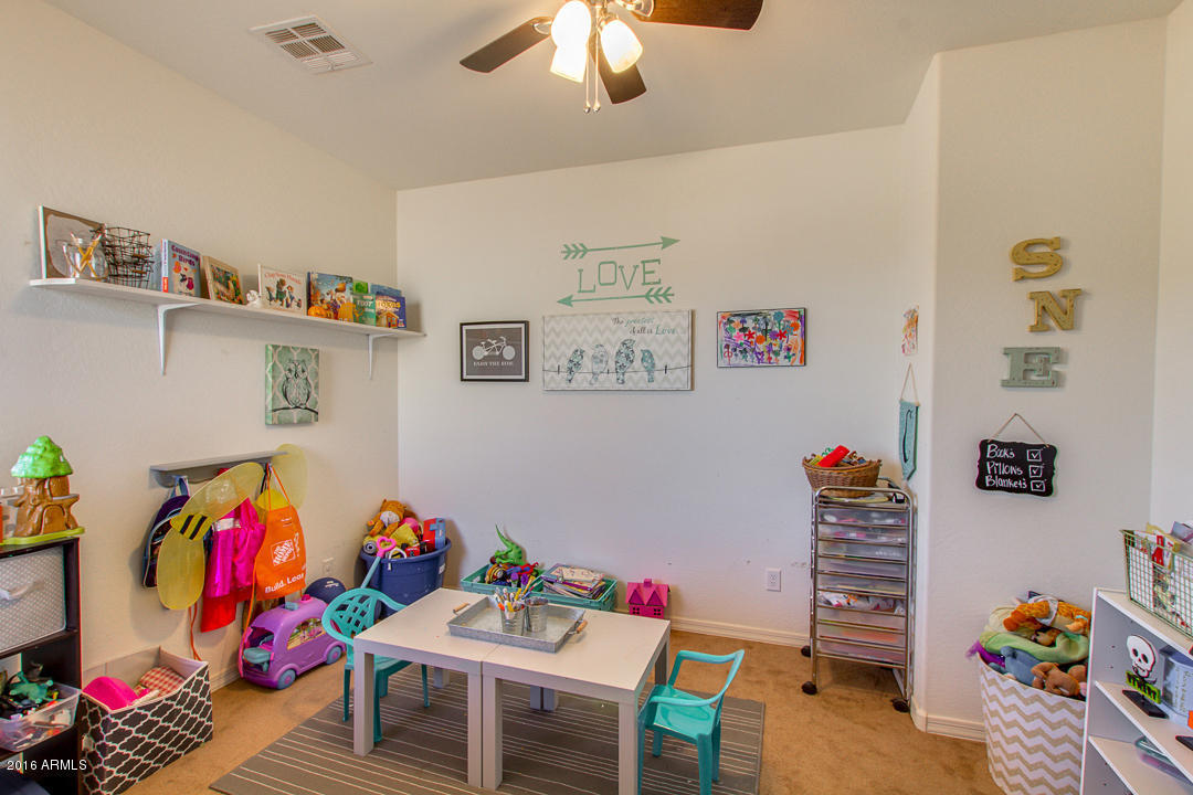 21552 N LILES Lane, Maricopa, AZ 85138