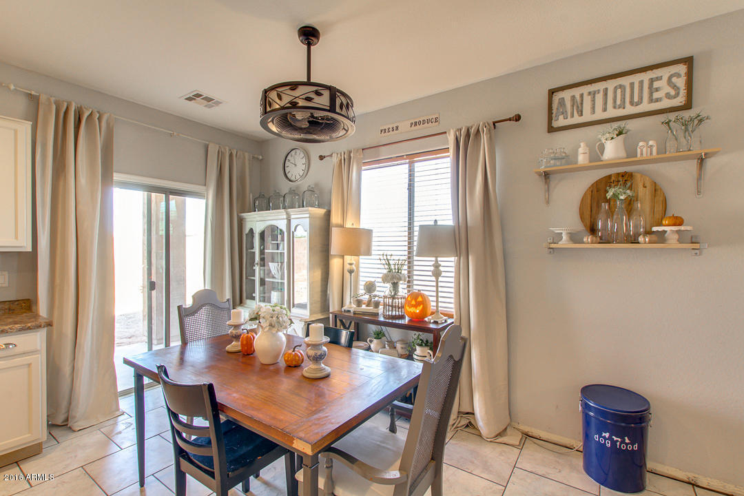 21552 N LILES Lane, Maricopa, AZ 85138