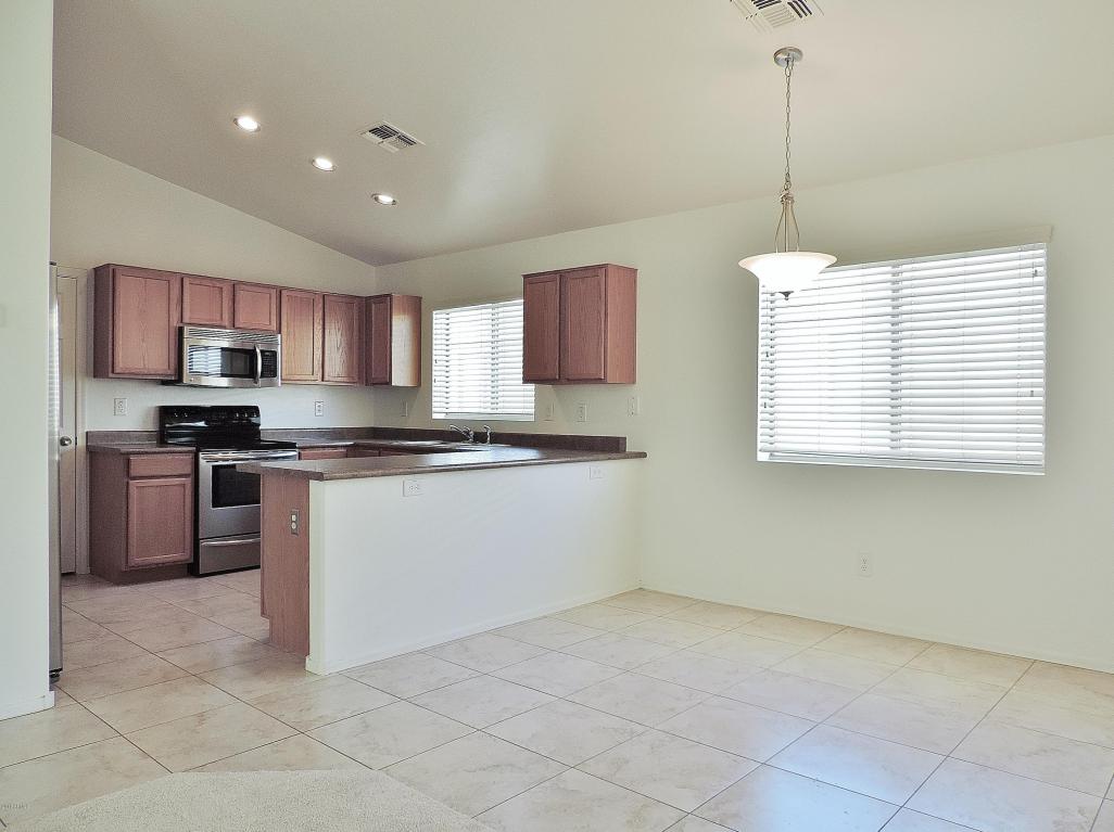 19261 N LELAND Road, Maricopa, AZ 85138