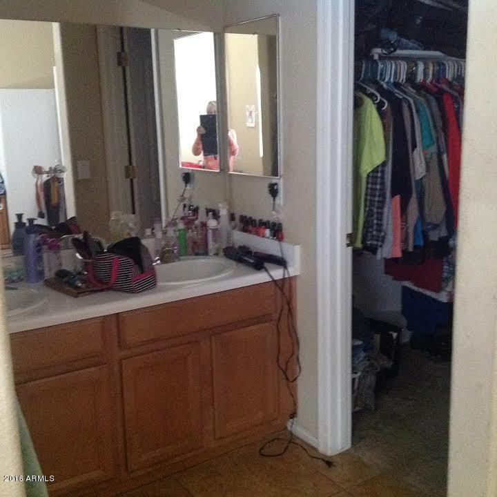 39894 N Passaro Drive, San Tan Valley, AZ 85140