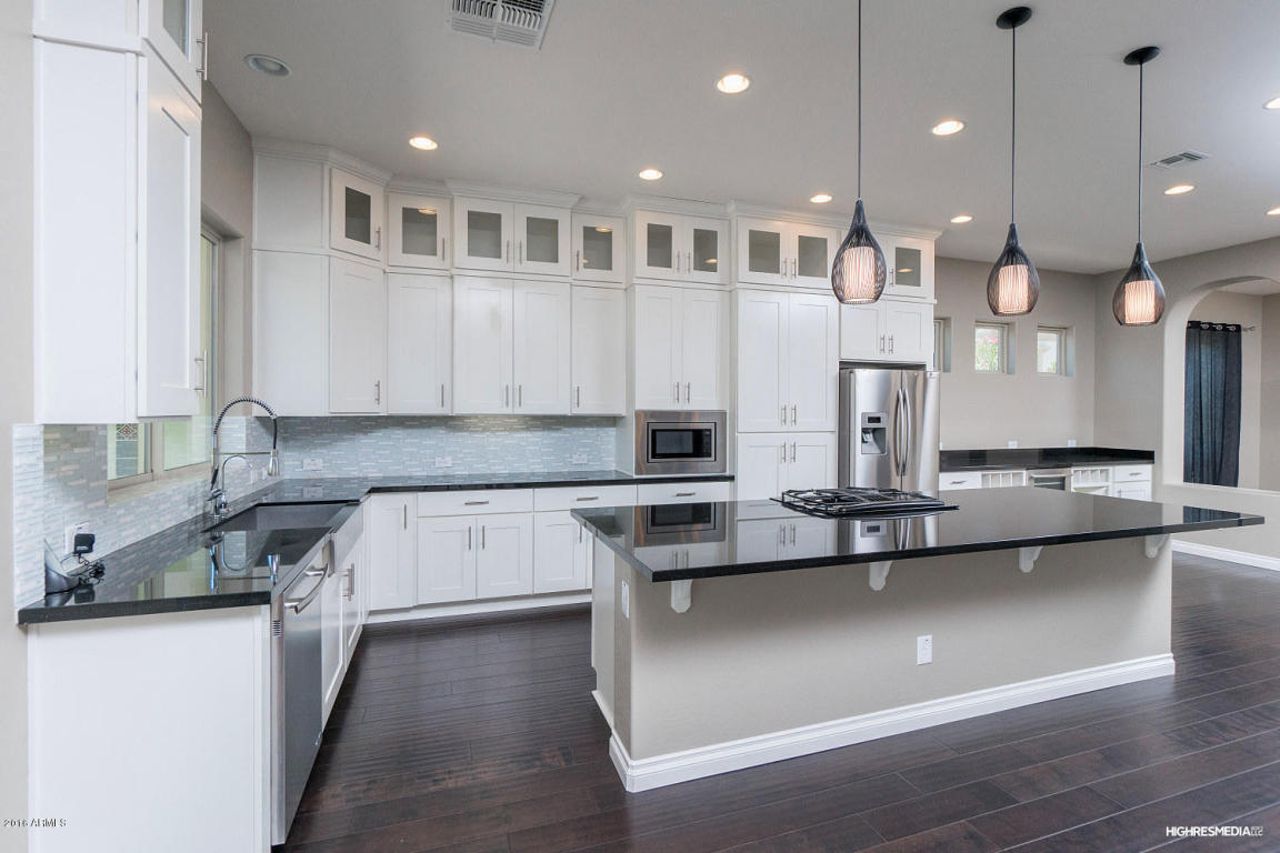 1774 E SATTOO Way, San Tan Valley, AZ 85140