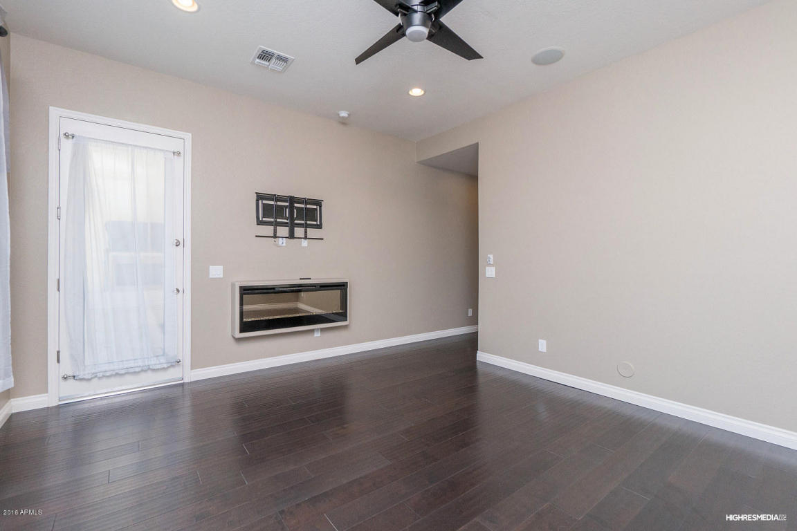 1774 E SATTOO Way, San Tan Valley, AZ 85140