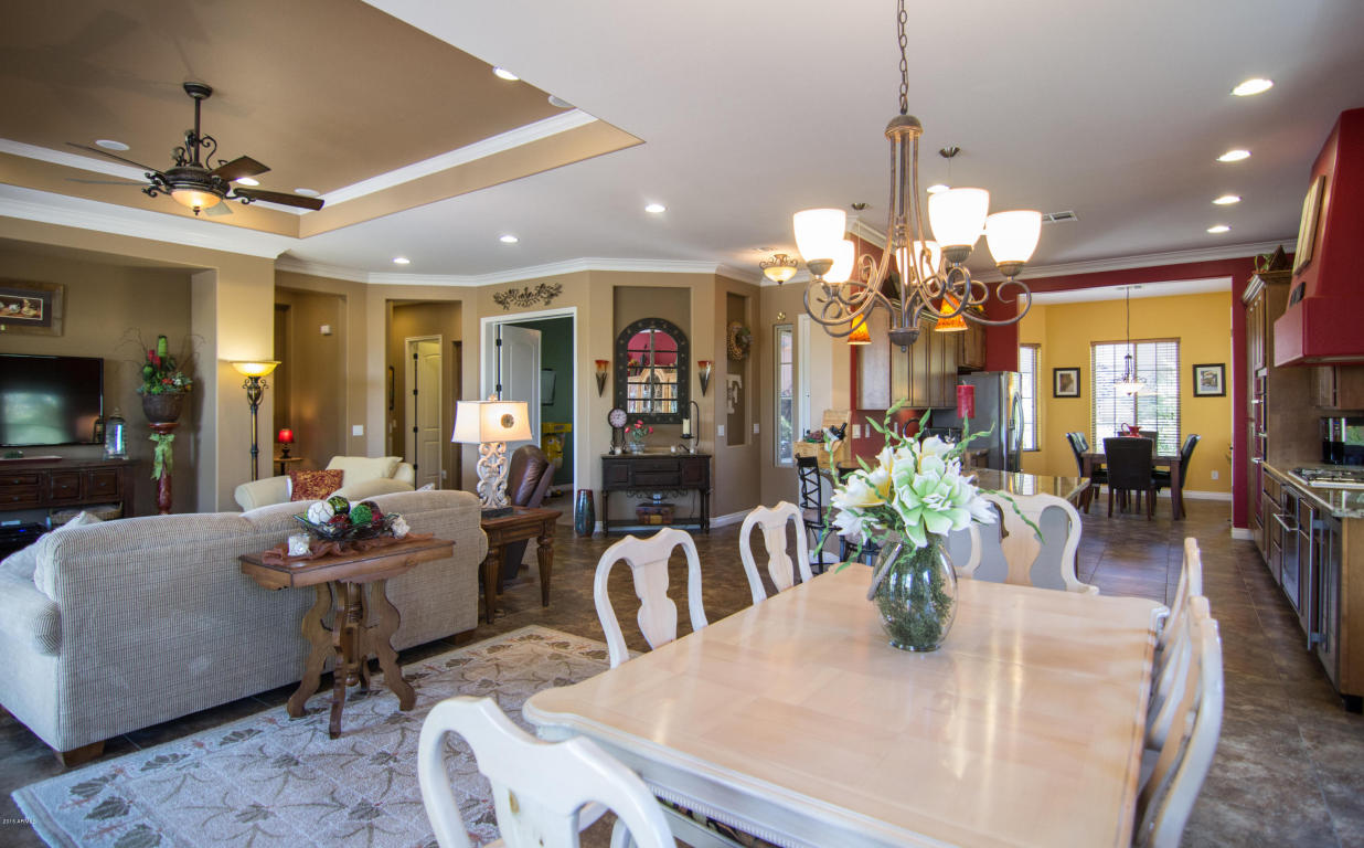 37024 N INCANTI Drive, San Tan Valley, AZ 85140