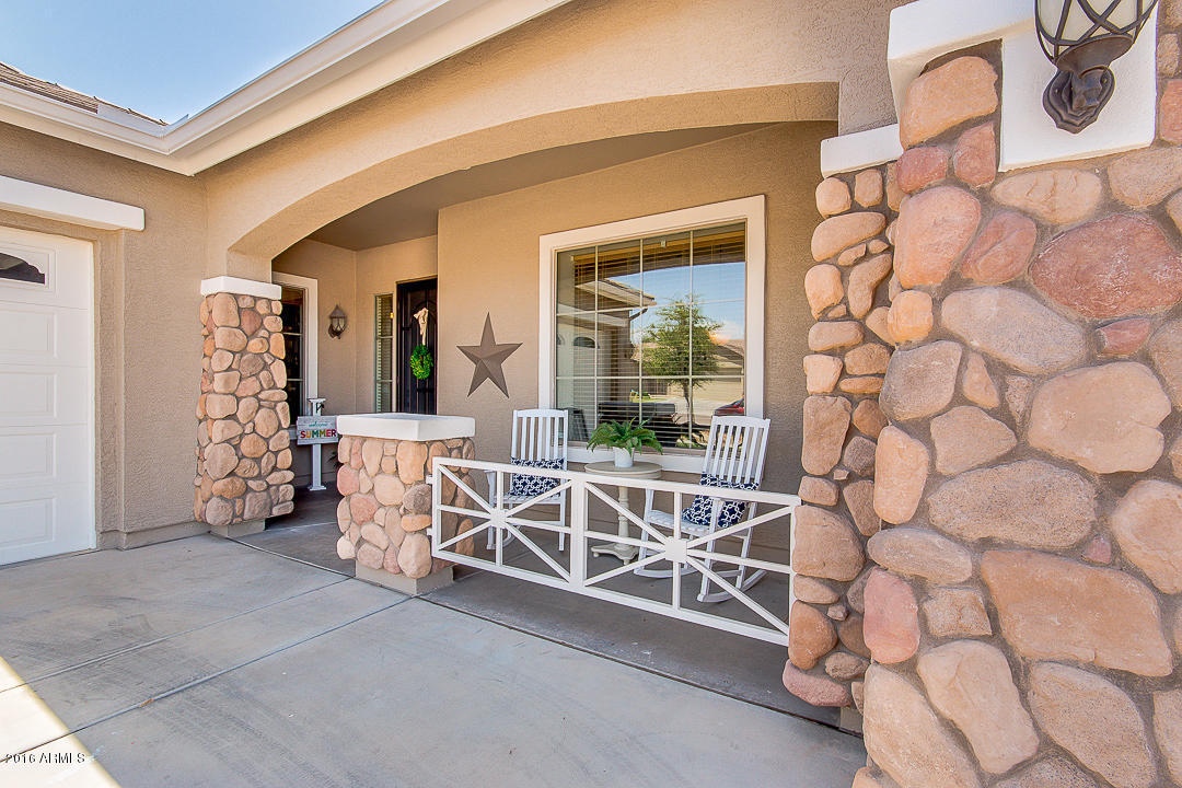 18641 E ARROWHEAD Trail, Queen Creek, AZ 85142