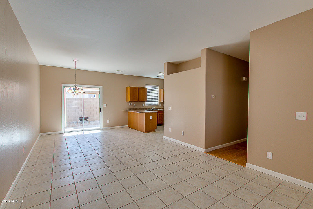 2300 E MAGMA Road, San Tan Valley, AZ 85143