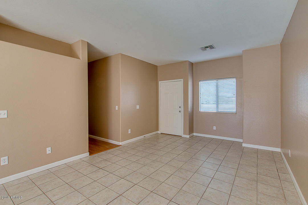 2300 E MAGMA Road, San Tan Valley, AZ 85143