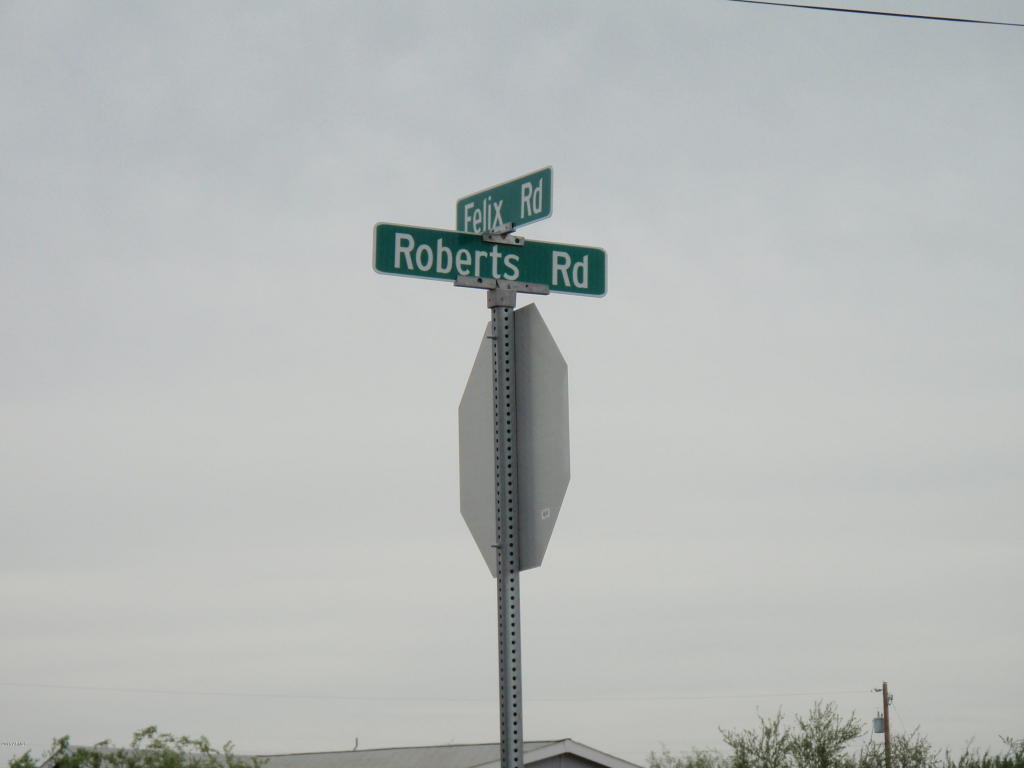 10445 E ROBERTS Road, San Tan Valley, AZ 85143