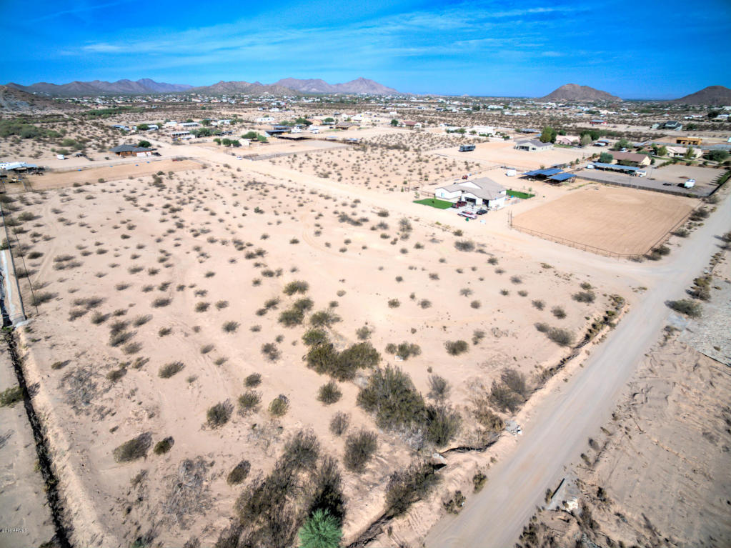 585 W ADOBE DAM Drive, San Tan Valley, AZ 85143