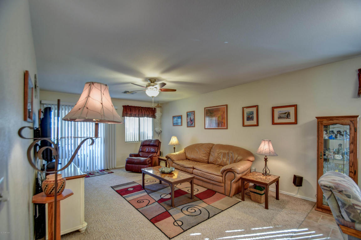 878 E SILVERSMITH Trail, San Tan Valley, AZ 85143