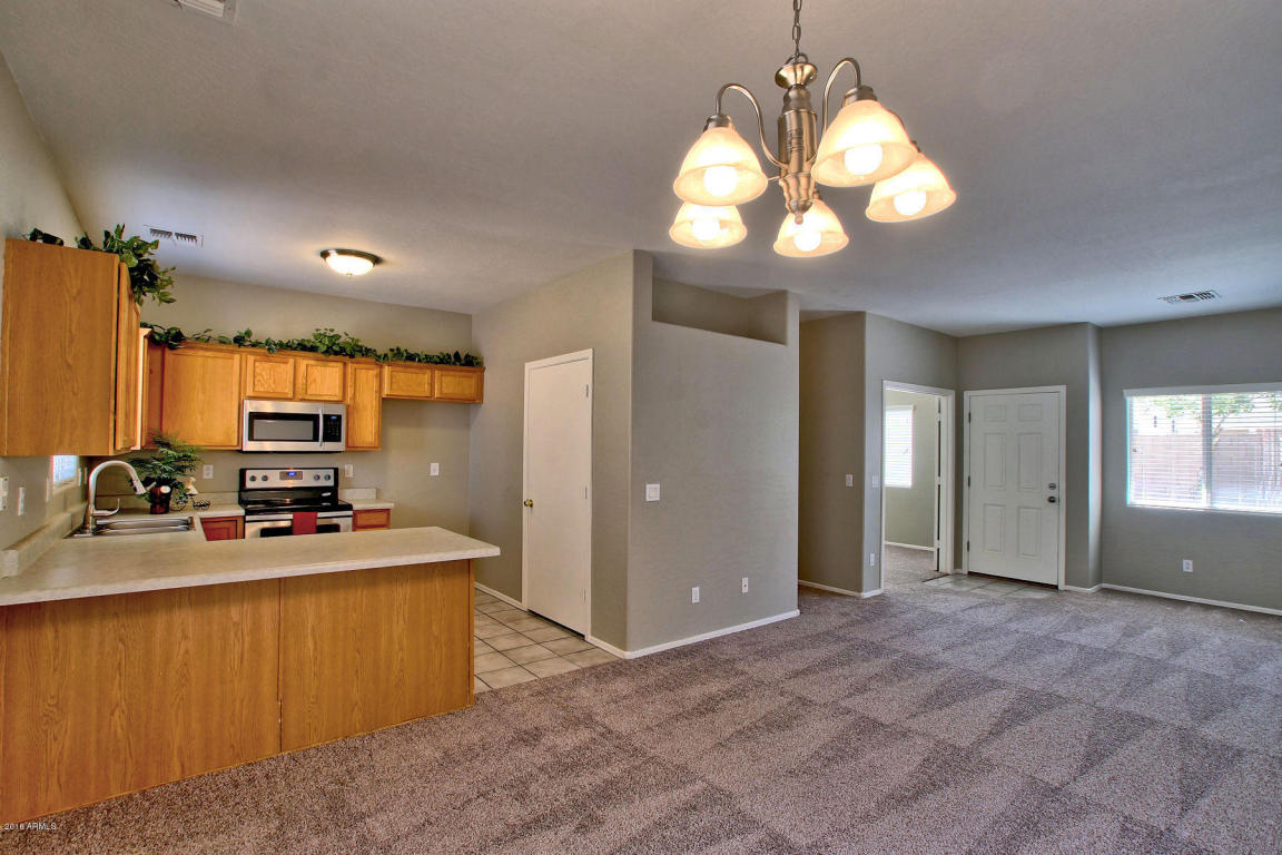 2300 E MAGMA Road, San Tan Valley, AZ 85143