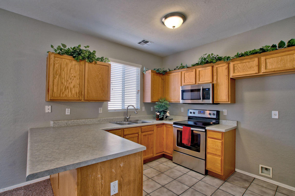 2300 E MAGMA Road, San Tan Valley, AZ 85143